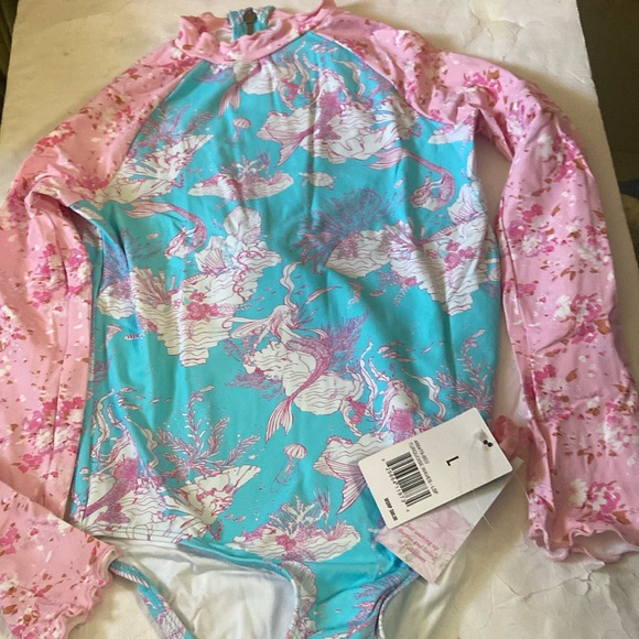 Love Shack Fancy/Hurley under the sea rash guard - Picture 5 of 12
